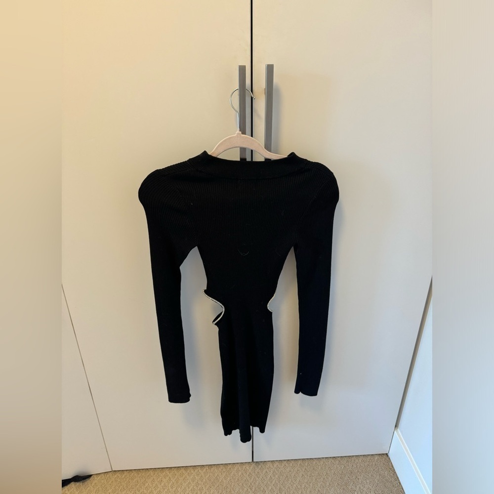 Classic, black, warm dress - Picture 3 of 4